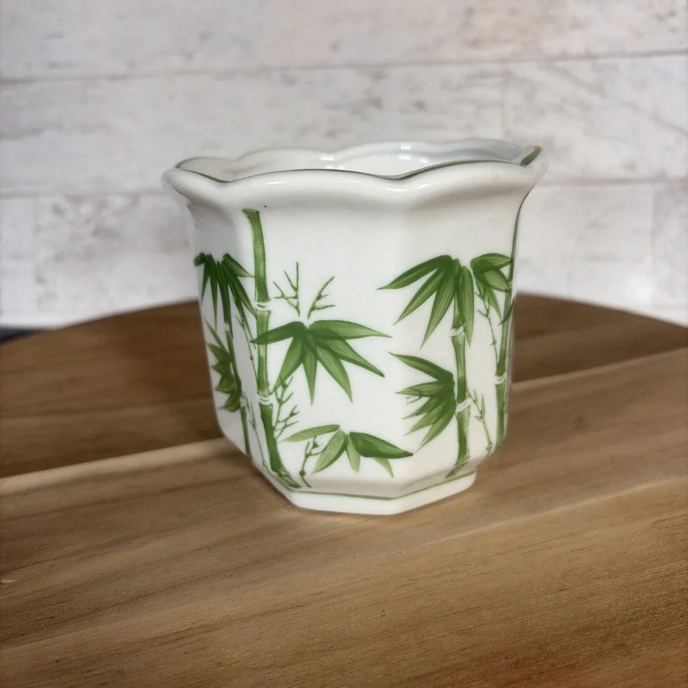 Vintage Chinoiserie Porcelain Planter Green Bamboo Scalloped Cachepot #28